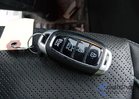 2021 Hyundai Kona Limited из США, поврежденный, VIN KM8K3CA54MU695623